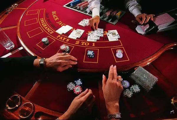 mmk33bet Myanmar VIP ကစားသမားများ Bonus Cashback ရနေသော ပုံ